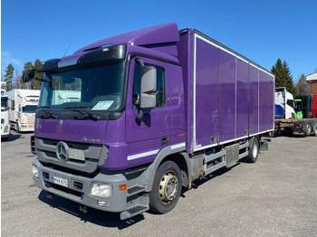 Kapalı kasa kamyon MERCEDES-BENZ Actros 1832