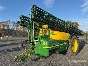 Çekilir pülverizatör JOHN DEERE 2000 Series