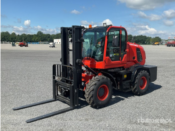 Arazi tipi forklift PLUS POWER