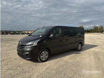 Minibüs RENAULT Trafic