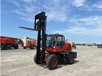 Arazi tipi forklift PLUS POWER