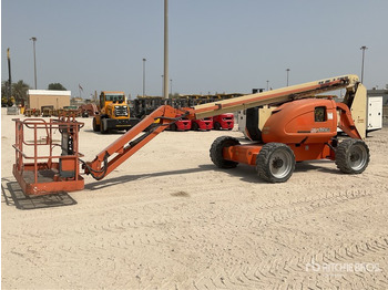 Eklemli platform JLG 600AJ