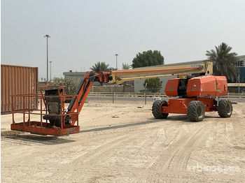 Teleskopik platform JLG