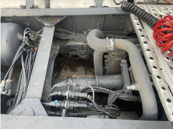 Çekici Scania R560 V8 4X2 Tractor-unit Retarder Euro5: fotoğraf 5 Çekici Scania R560 V8 4X2 Tractor-unit Retarder Euro5: fotoğraf 5