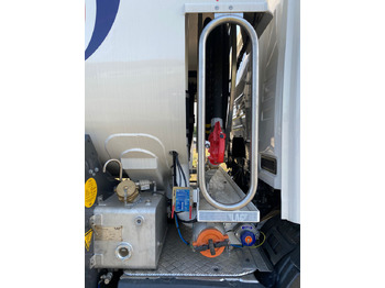 Tanker kamyon SCANIA P410: fotoğraf 2 Tanker kamyon SCANIA P410: fotoğraf 2