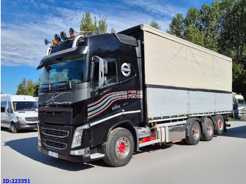 Tenteli kamyon VOLVO FH16 750