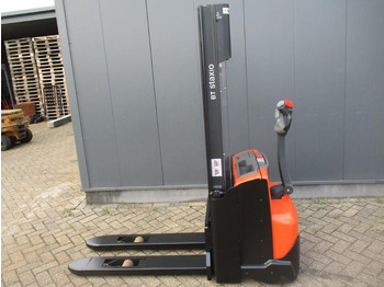 Istif makinası TOYOTA