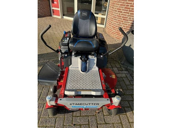 Çim biçme makinesi TORO
