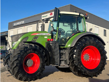 Traktör FENDT 724 Vario