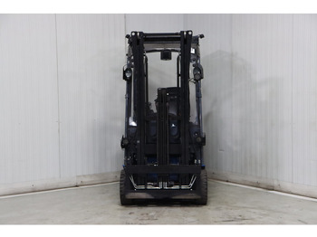 Elektrikli forklift Toyota 8FBE16T: fotoğraf 3 Elektrikli forklift Toyota 8FBE16T: fotoğraf 3