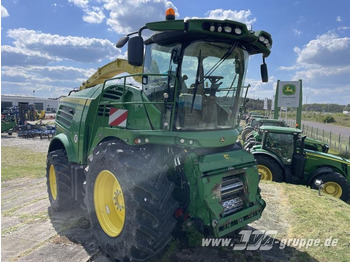 Traktör JOHN DEERE 8400