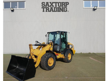 Tekerlekli yükleyici CATERPILLAR 906H