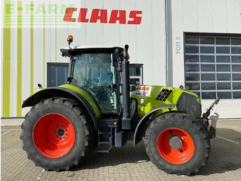 Traktör CLAAS Arion 650
