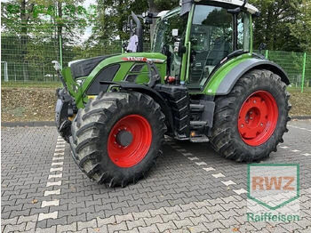 Traktör FENDT 516 Vario