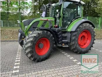Traktör FENDT 516 Vario