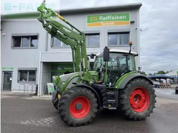 Traktör FENDT 516 Vario