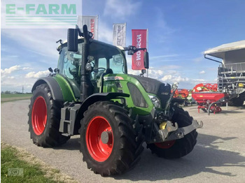 Traktör FENDT 516 Vario