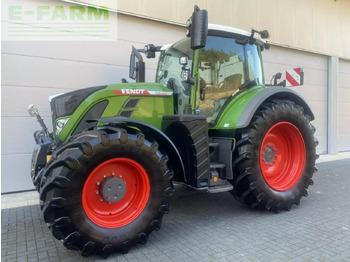 Traktör FENDT 718 Vario