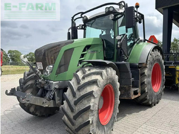 Traktör FENDT 828 Vario