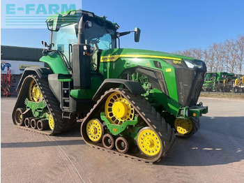 Traktör JOHN DEERE