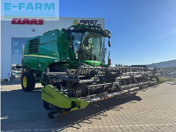 Biçerdöver JOHN DEERE T560