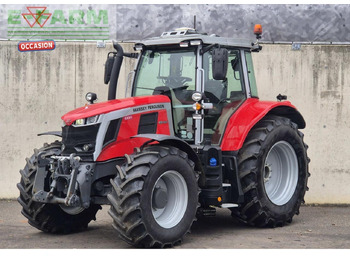 Traktör MASSEY FERGUSON 100 series