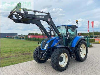 Traktör NEW HOLLAND T5