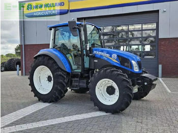 Traktör NEW HOLLAND T5