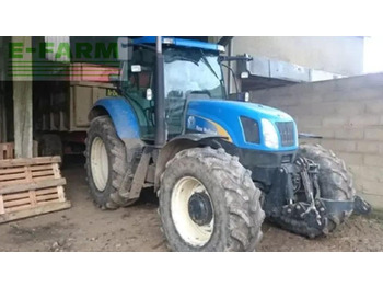 Traktör NEW HOLLAND T6070