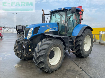 Traktör NEW HOLLAND T7050