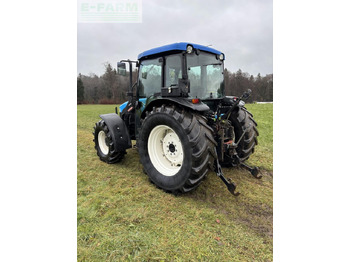 Traktör New Holland tn-d 70 D: fotoğraf 5 Traktör New Holland tn-d 70 D: fotoğraf 5