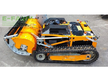 Çayır biçme makinesi