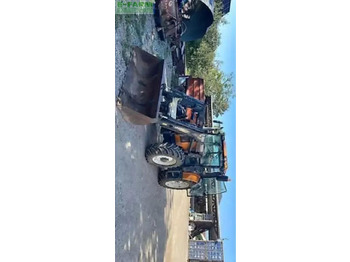 Traktör RENAULT Ares