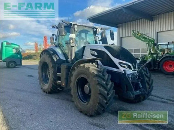 Traktör VALTRA