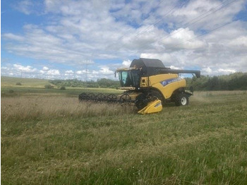 Biçerdöver NEW HOLLAND CR980