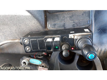 Kancalı yükleyici kamyon *CAMION AMPLIROLL 26T: fotoğraf 3