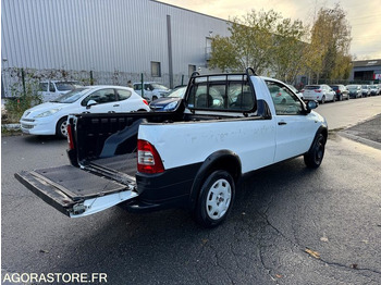 Pikap Fiat Strada II Pick Up 1.3 MJTD: fotoğraf 5 Pikap Fiat Strada II Pick Up 1.3 MJTD: fotoğraf 5