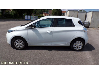 Binek araba RENAULT