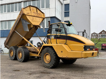 Belden kırma kaya kamyonu CATERPILLAR