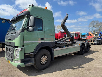 Kancalı yükleyici kamyon VOLVO FM 410