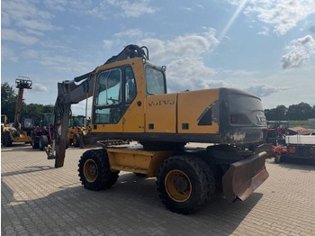 Tekerlekli ekskavatör VOLVO EW180