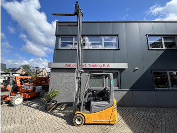 Elektrikli forklift JUNGHEINRICH EFG