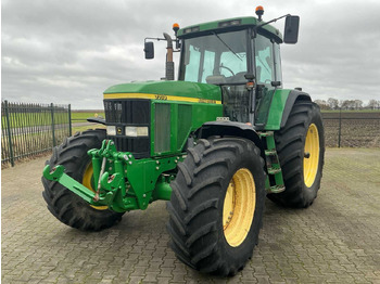 Traktör JOHN DEERE 7710