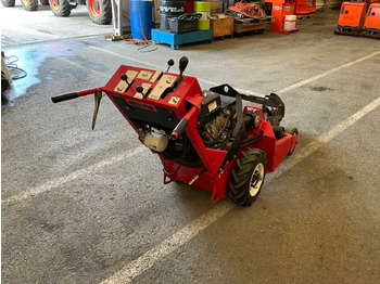 Toprak işleme makinesi