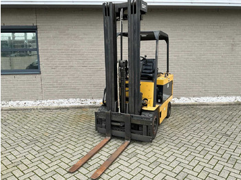 Forklift CATERPILLAR