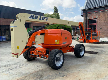 Araçüstü platform JLG 600AJ