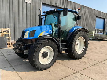 Traktör NEW HOLLAND T6000