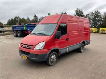 Kamyonet IVECO Daily