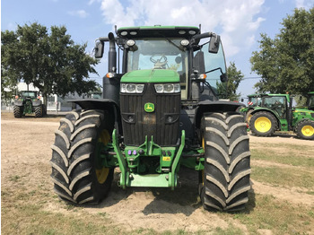 Traktör John Deere 7310R: fotoğraf 3