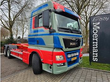 Kancalı yükleyici kamyon MAN TGX 26.560